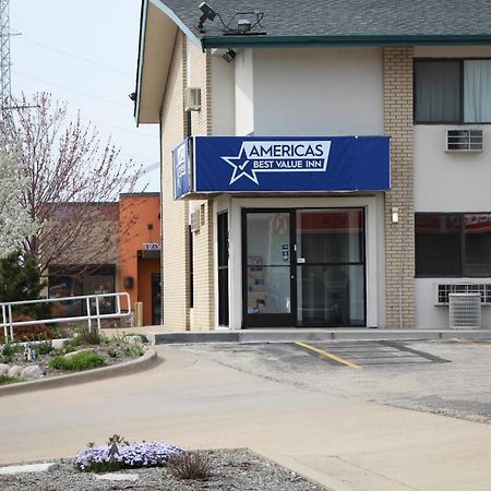 Americas Best Value Inn East Peoria Экстерьер фото