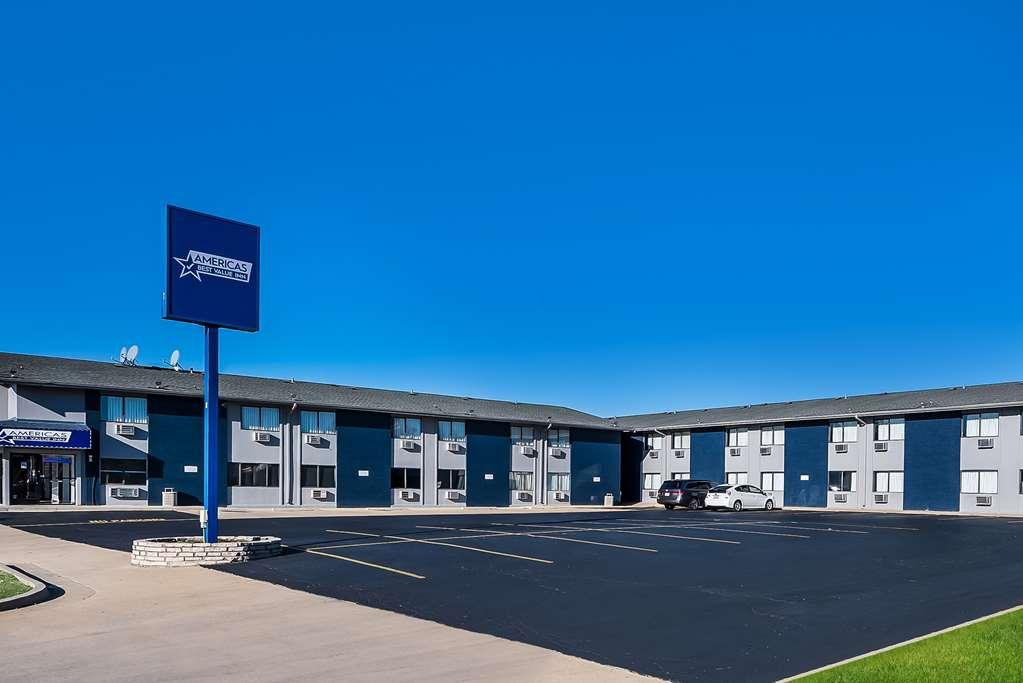 Americas Best Value Inn East Peoria Экстерьер фото